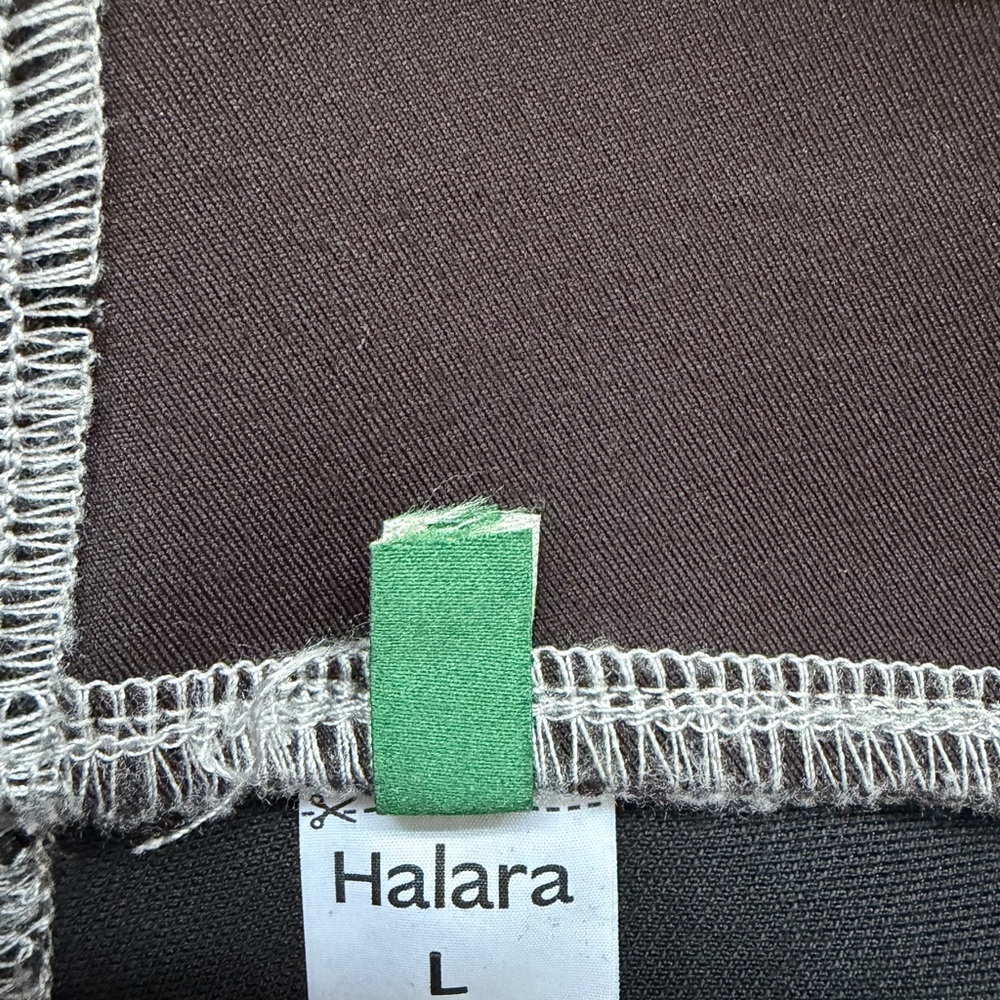 HALARA Flex High Waisted Stripe Wide Leg Jean with Pockets - Picture 6 of 7